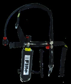 3M Scott Flite COV Kit bestehend aus dem Flite COV Druckluftsystem mit Umschaltventil, einer Vision 3 Atemschutzmaske, einer 15-Minuten-Flasche, befüllt, 2034779
